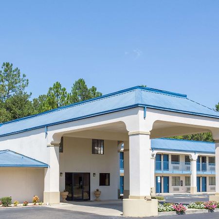 Days Inn By Wyndham Picayune Εξωτερικό φωτογραφία